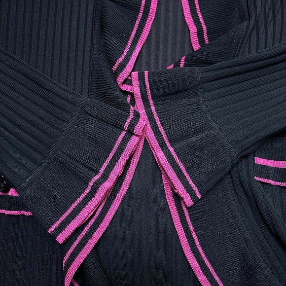 Exclusively Missook Fine Sheer Knit Ribbed OpenCardigan Magenta Ruffle Trim Flaw - Picture 8 of 11